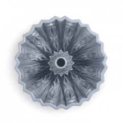Forma Cut Crystal Bundt® Pan Nordic Ware