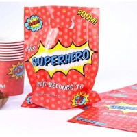 8 Sacos de Doces e Ofertas Super Heróis