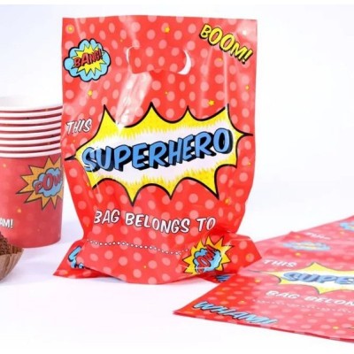 8 Sacos de Doces e Ofertas Super Heróis