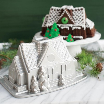 Gingerbread House Bundt Pan NordicWare