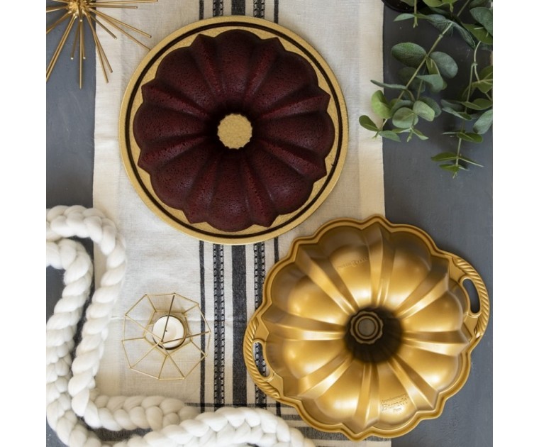 Forma Anniversary Bundt Pan Nordic Ware