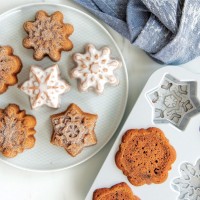 Tabuleiro Snowflake Cakelet Nordic Ware