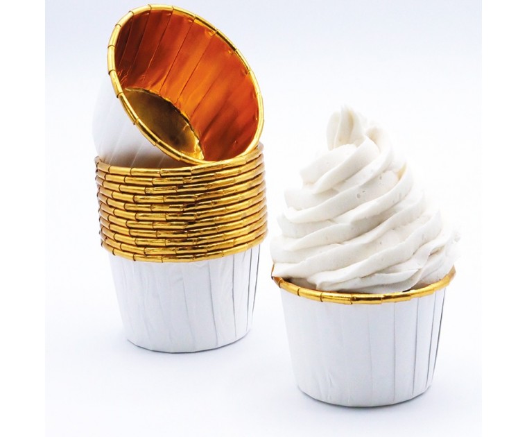 24 Formas Cup Cakes Brancas e Douradas